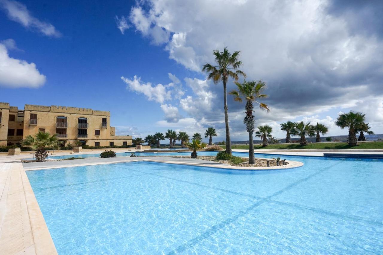 Gee9Teen At Fort Chambray Villa Mgarr Exterior foto